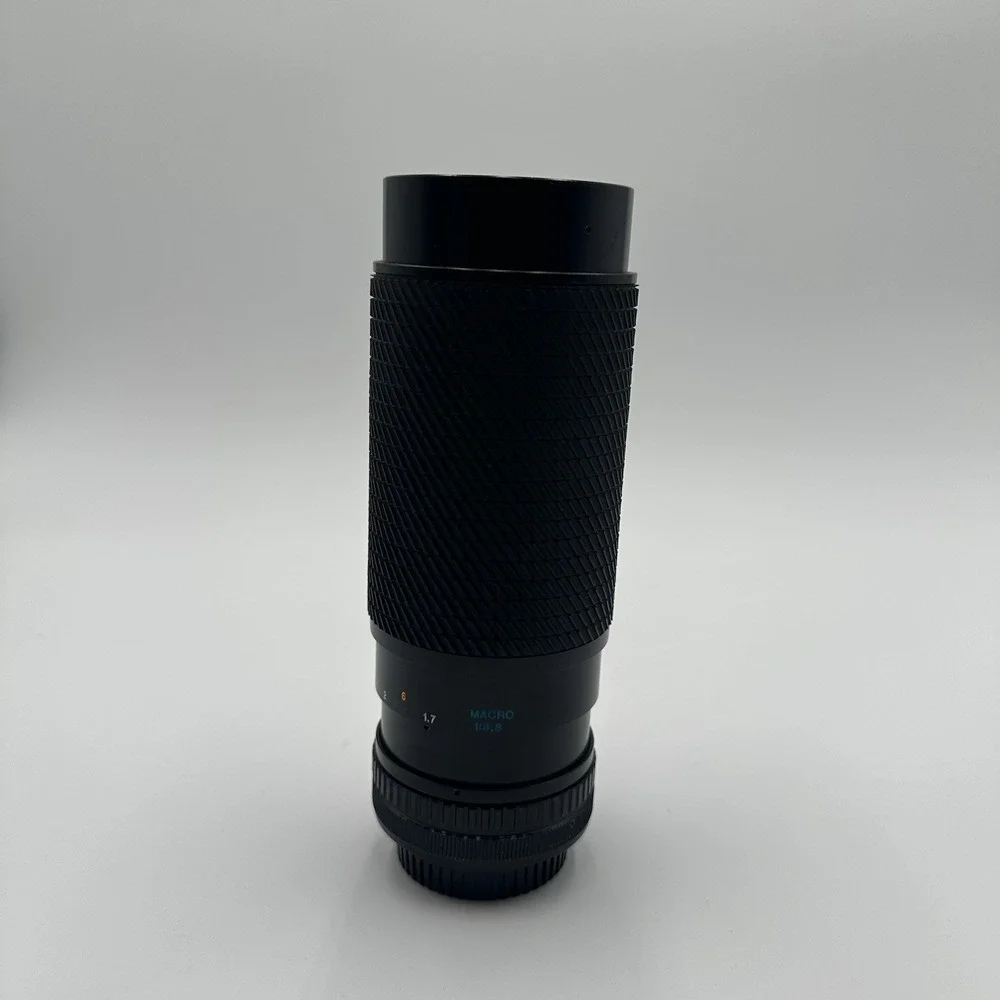 Tokina 75–300mm f/4.5–5.6